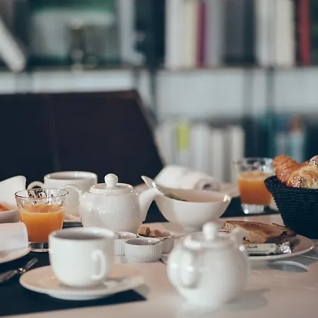 & Seren Сорт-Осгор