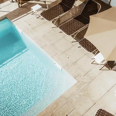 Hotel & Seren 4*