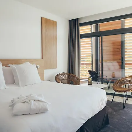 Hotel & Seren 4*